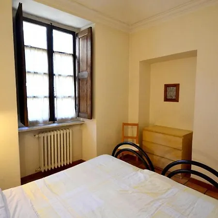 Sleeps 4 Wifi *