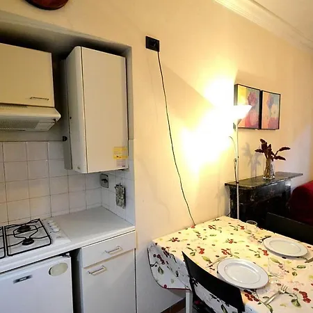 Sleeps 4 Wifi *